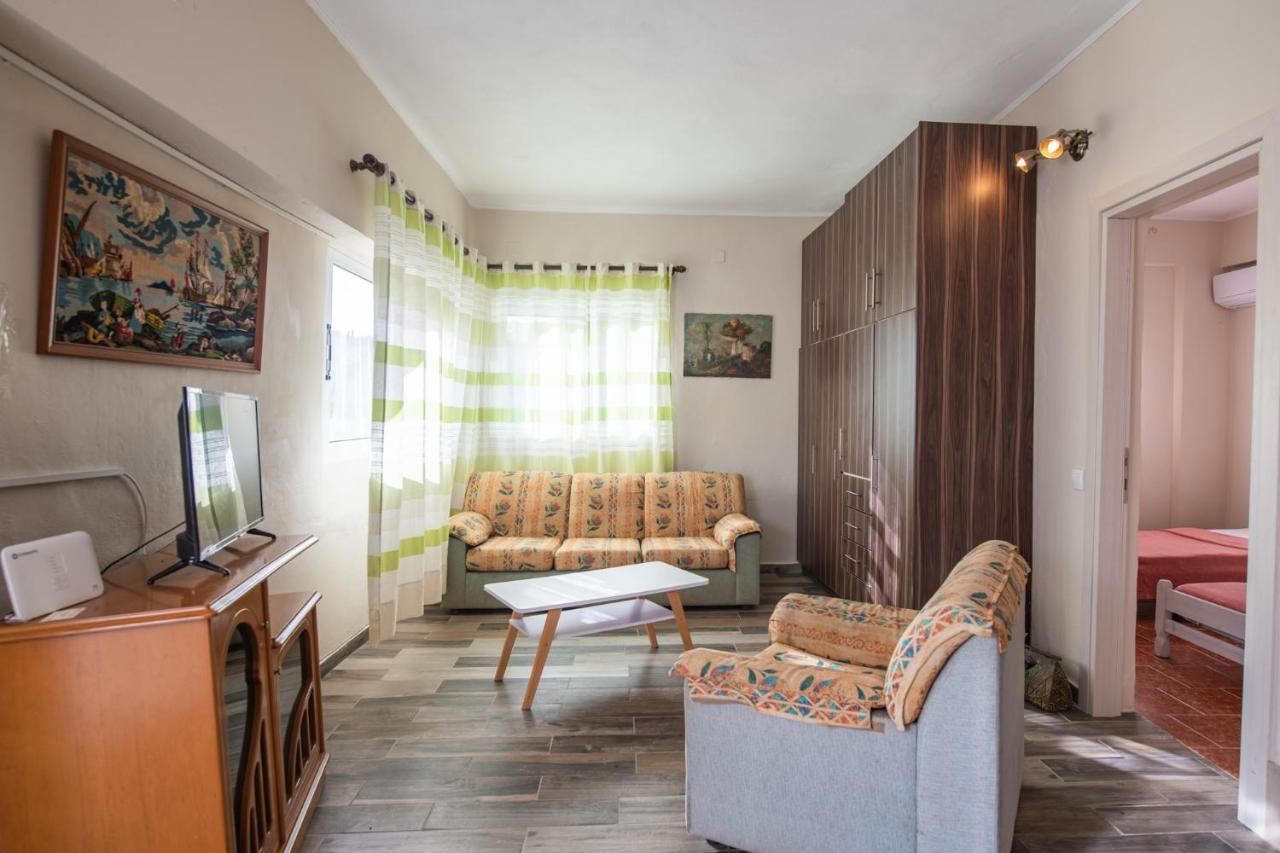 Kouramádes Stelios Stone House Sinarades 빌라 외부 사진